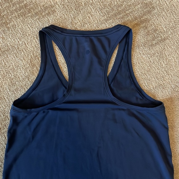 Lululemon love tank - Picture 4 of 4